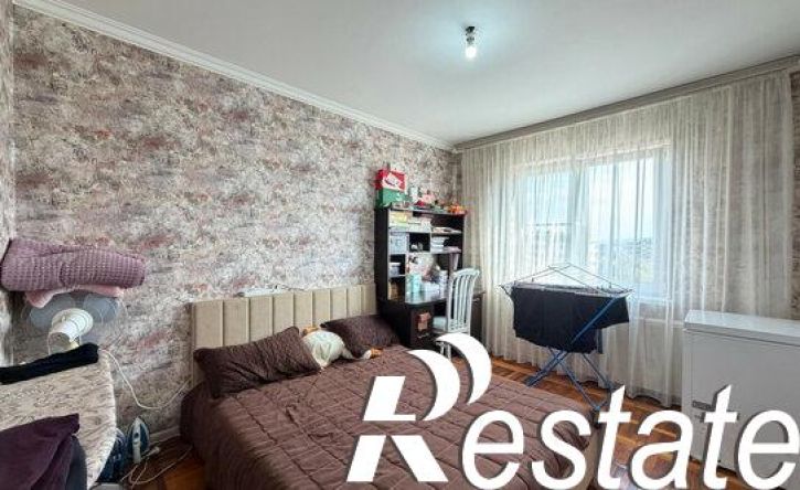 4-комн квартира проспект Шогенцукова, 33,  д. 33
