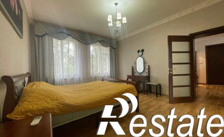 3-комн квартира улица Ахохова, 137,  д. 137