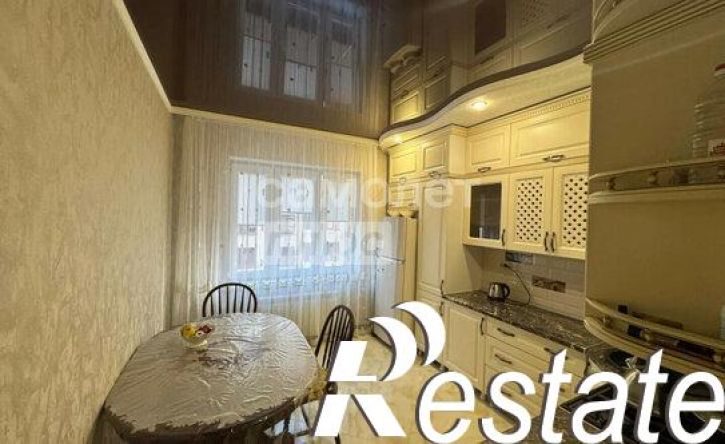 3-комн квартира улица Шарданова, 48 к2,  д. 48 к2