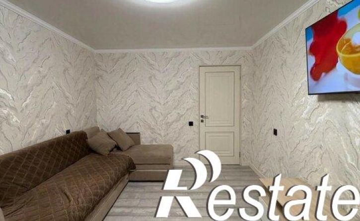 2-комн квартира улица Ашурова, 30А,  д. 30А