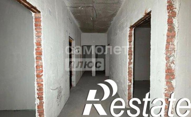 3-комн квартира улица Кирова - улица Тлостанова, 28Б,  д. 28Б