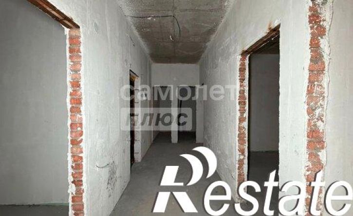 3-комн квартира улица Кирова - улица Тлостанова, 28Б,  д. 28Б