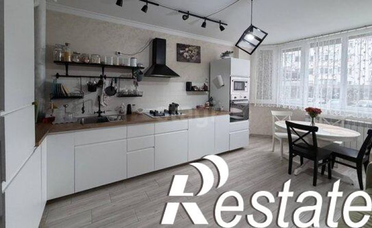 3-комн квартира улица Тарчокова, 27,  д. 27