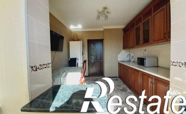 2-комн квартира улица Калинина, 250А,  д. 250А